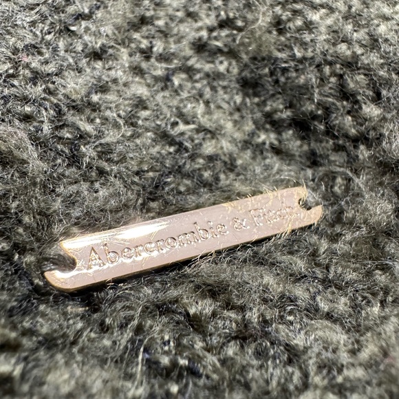 Abercrombie & Fitch Knit Sweater - Picture 4 of 7